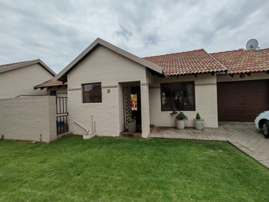 2 Bedroom Property for Sale in Vaalpark Free State